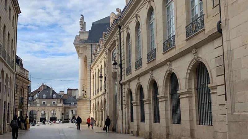 No alternate text provided