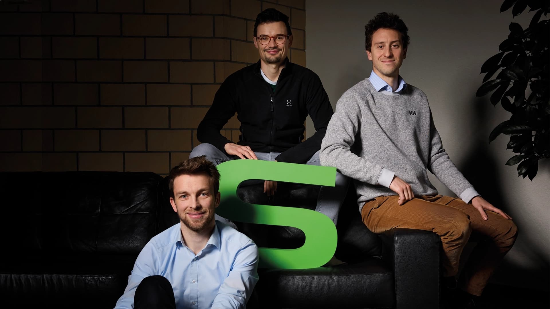 No alternate text provided