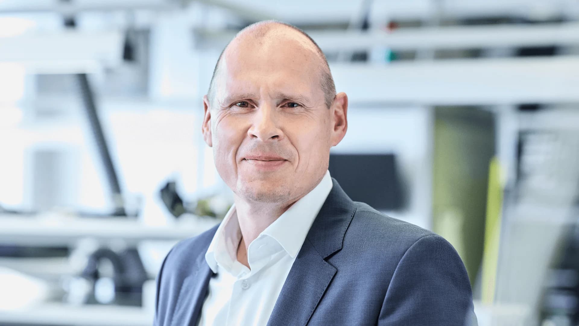 No alternate text provided