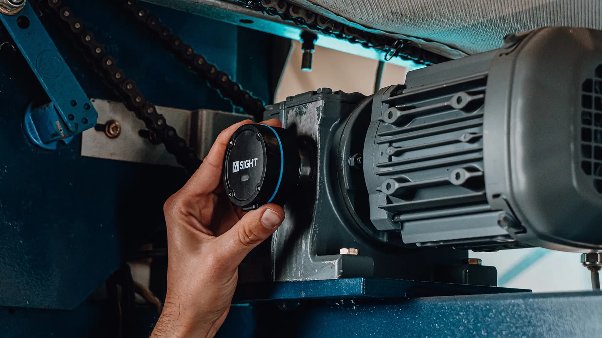 No alternate text provided