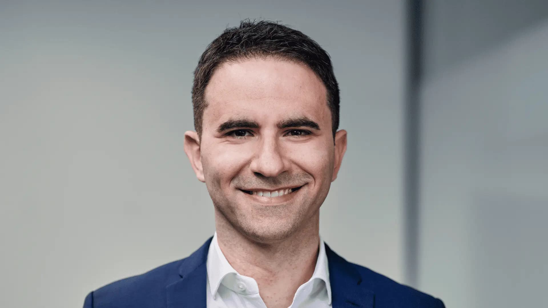 No alternate text provided